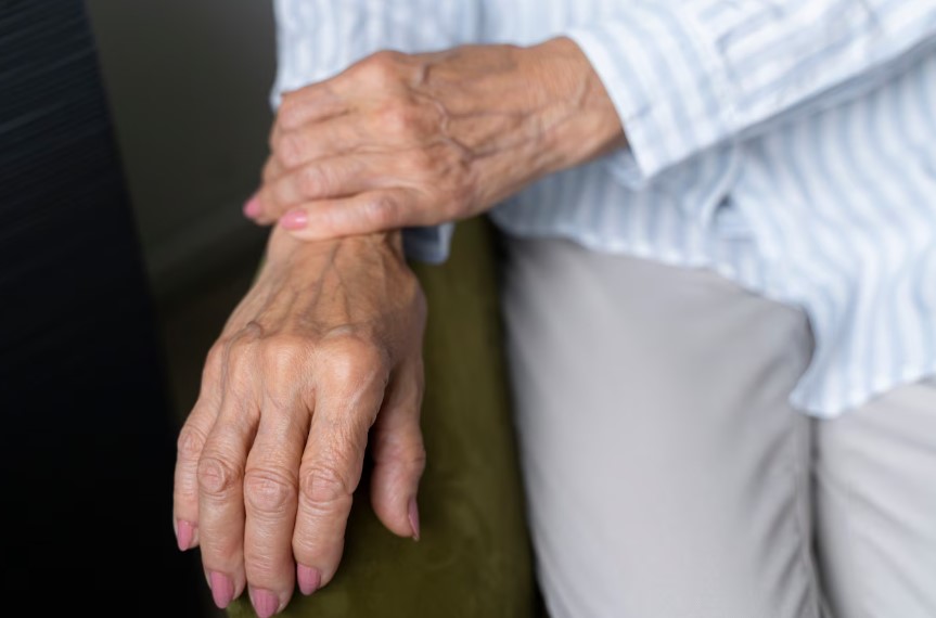 علائم آرتروز